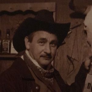 Meet your Posher, Glenn